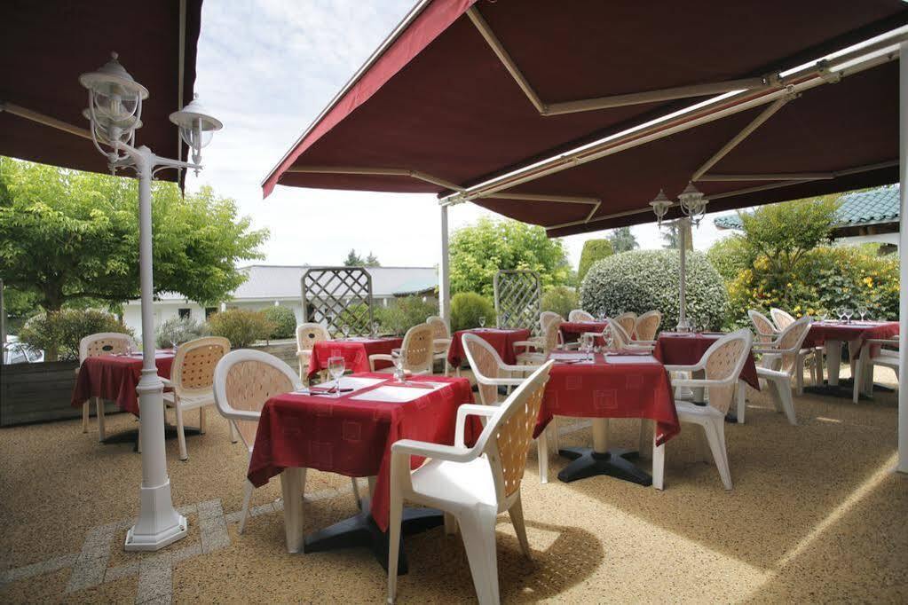 Hotel Grand Confort Le Moulin Rouge Terrasson Kültér fotó